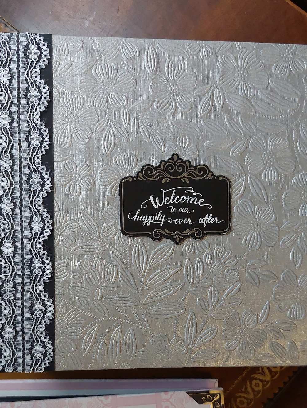 Scrapbook Photo Albums - Picture 3 of 11